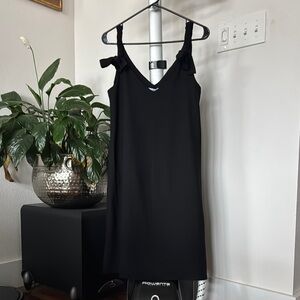 NWT Women’s Braided Straps Bow Detail Shift Dress Black Sz S V Neck Side Pockets